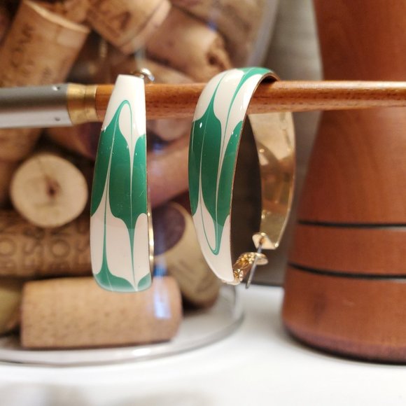 Green and white hoops - Picture 2 of 2